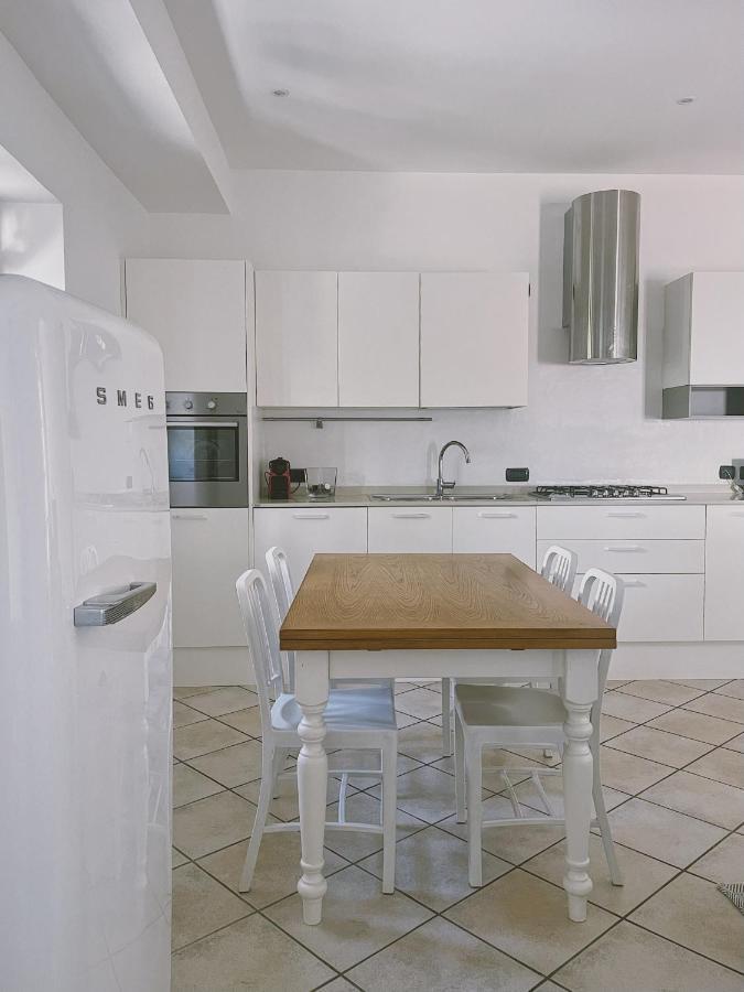 Casa Lobe - Charming Apartment In Village Centre 拉莫拉 外观 照片