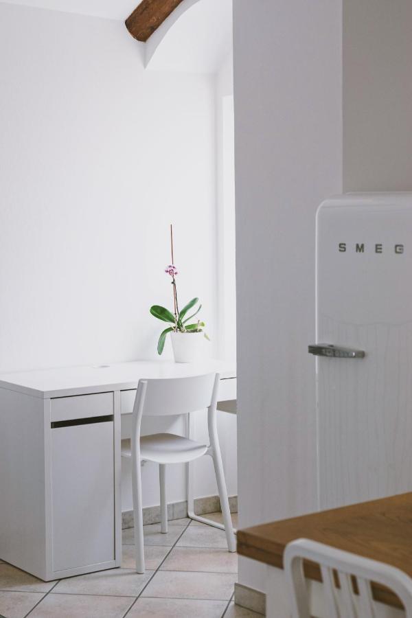 Casa Lobe - Charming Apartment In Village Centre 拉莫拉 外观 照片